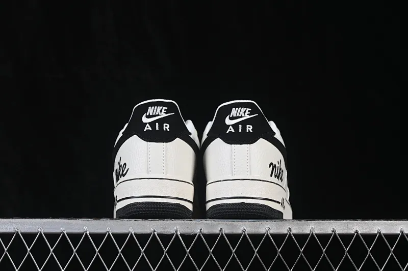All Categories Nk Air Force 1 Air Force Series Nk Air Force 1 Low Air Force Low Nike Air Force 1'07 Low Beige White Black Air Force One Low Casual Shoes NH0601-546